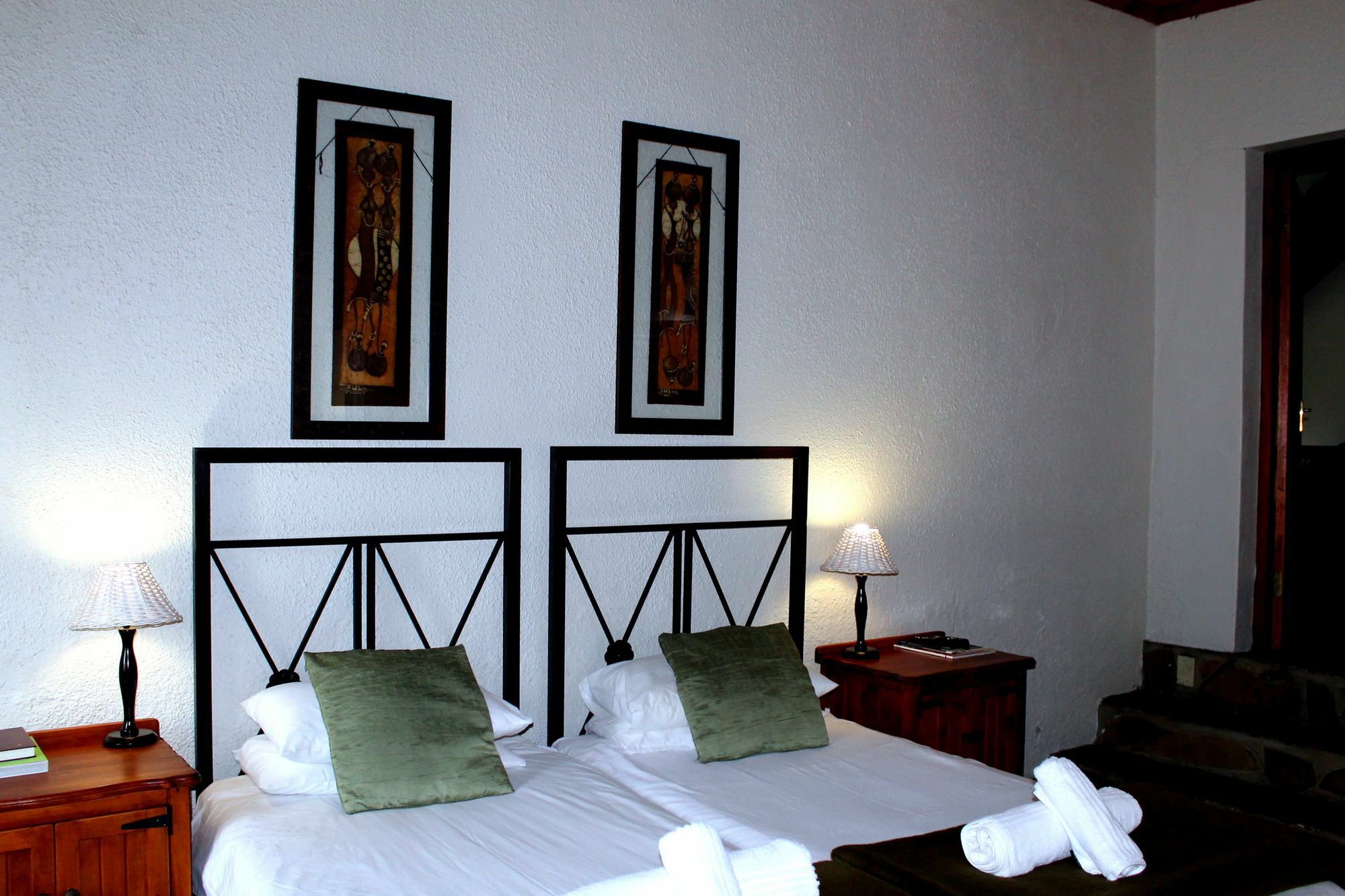 Inkosi Luxury Lodge Parow Exterior foto